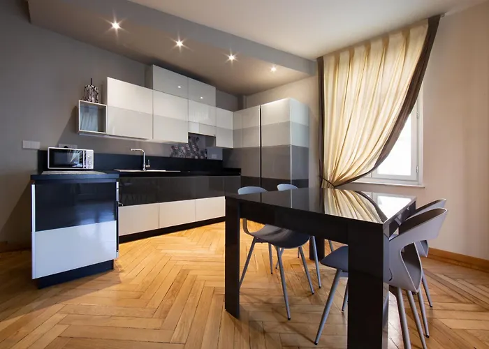 Apartment Casa Lagrange - Elegant Apt In The Hurt Of Centre With Parking By Home A Porter Turin