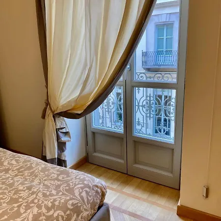 아파트 Casa Lagrange - Cozy & Elegant In The Hurt Of Centre